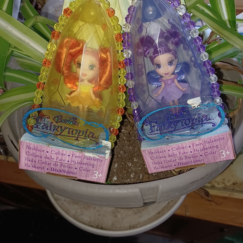 BARBIE Fairytopia  Jewel Necklace Orange and Purple
